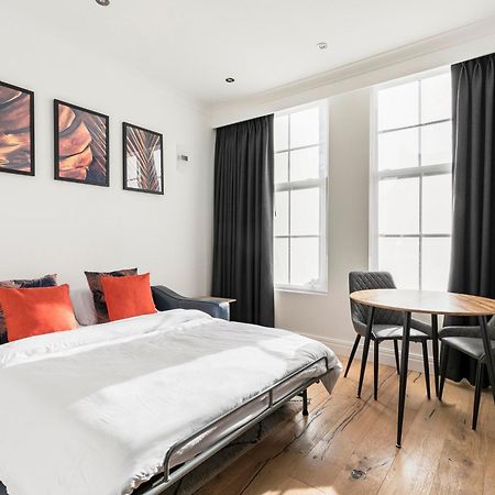 Modern Aptmt, 2 Stops To Central London, Smart Lock, Netflix อีลลิง ภายนอก รูปภาพ